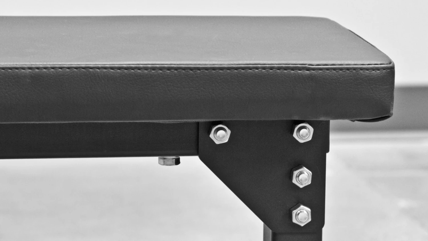 Brand new ๐ Rogue Bolt Together Utility Bench ๐ 4 Brand new ๐ Rogue Bolt Together Utility Bench ๐ - Image 2